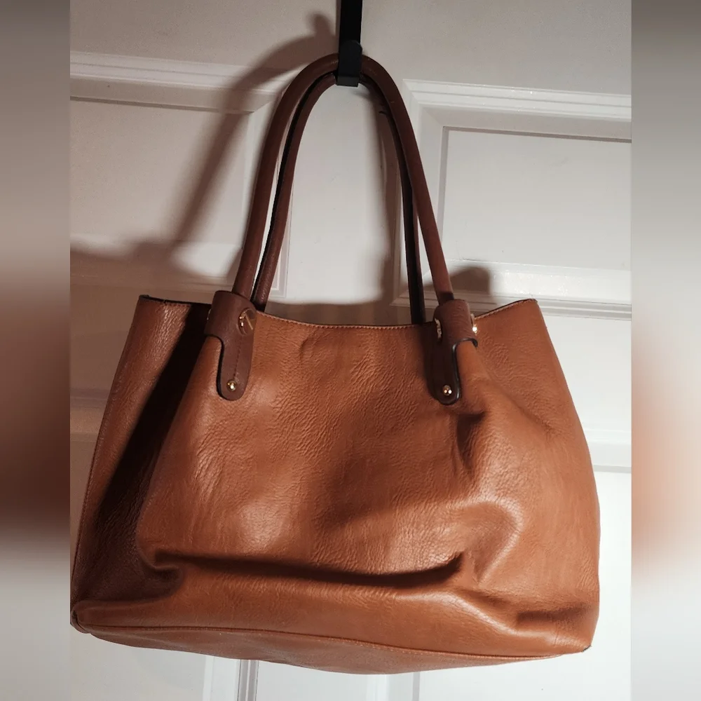 Kathy Ireland Chesnut Brown Faux Leather Shoulder Bag Minor Flaws